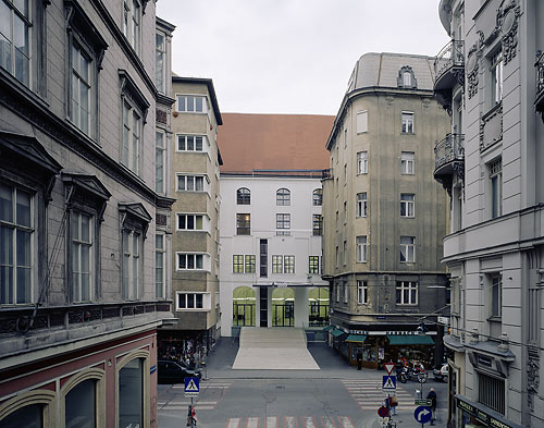 Galerie der Forschung  - Revitalisierungen/ Umbauten