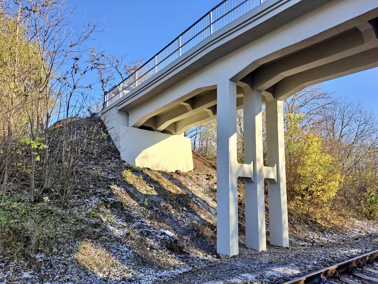 Trať Veselí n. Moravou – Vrbice – rekonstrukce mostů - Straßen- und Brückenbau
