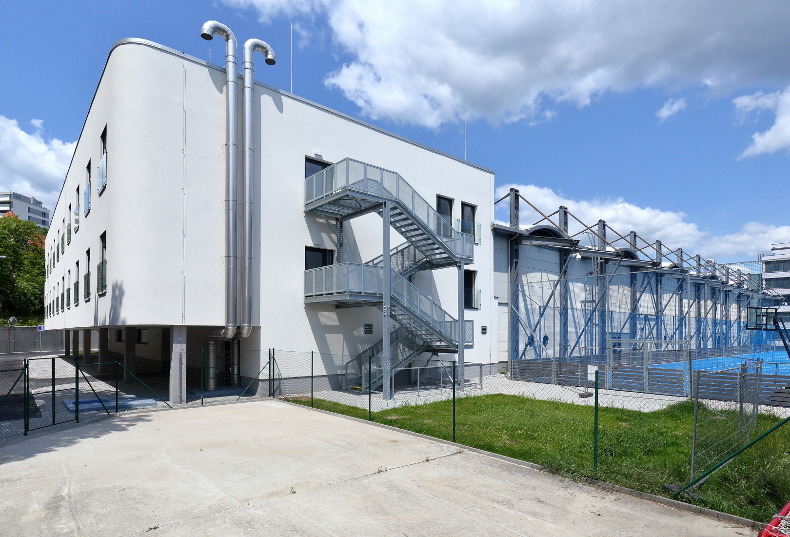 Plzeň – ubytovací zařízení u zimního stadionu - Hochbau