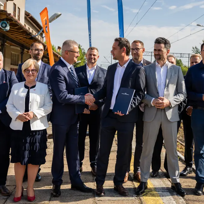 2025_PL Rail_Tarnobrzeg contract signing