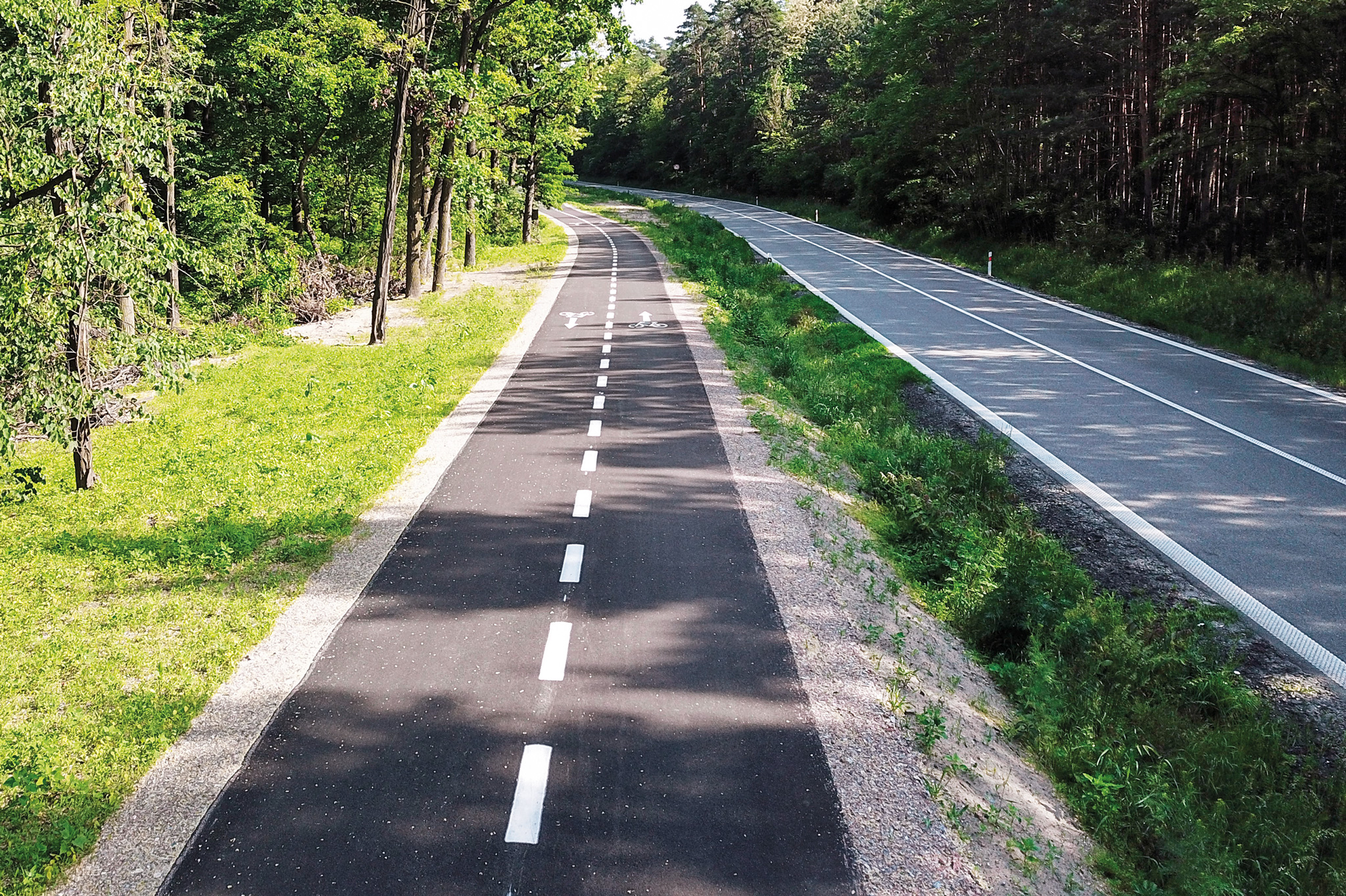 Cyklostezka, Hodonín – Ratíškovice - Straßen- und Brückenbau