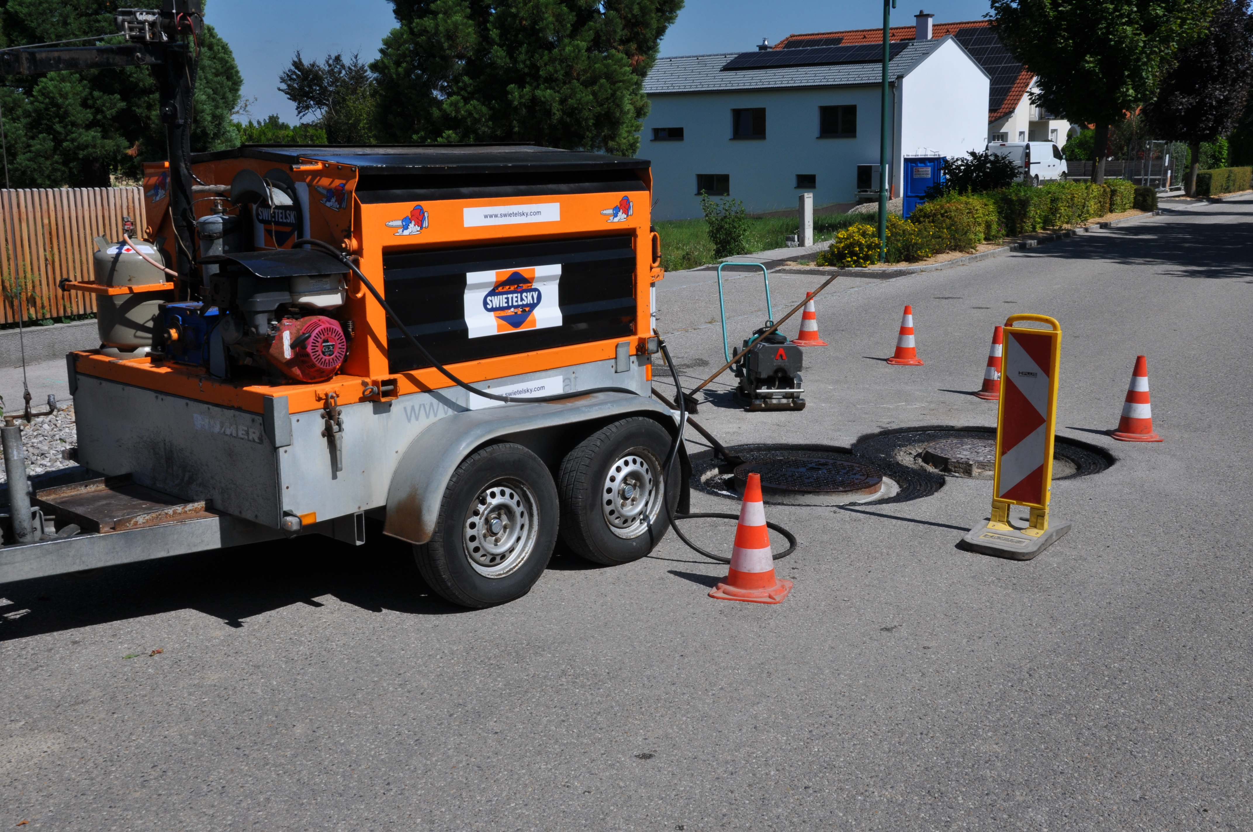 Schachtdeckel sanieren, heben und angleichen - Spezialkompetenzen