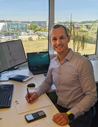 DI (FH)  Stefan  Zwicklhuber 