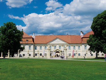 Schloss Marchegg (NÖ) erstrahlt in neuem Glanz - AT