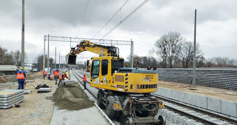 Moderne Strecke Warschau–Radom - AT