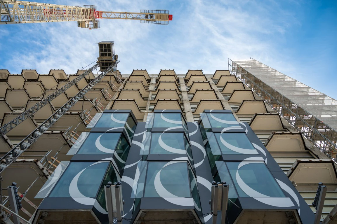 HOTELS~1
