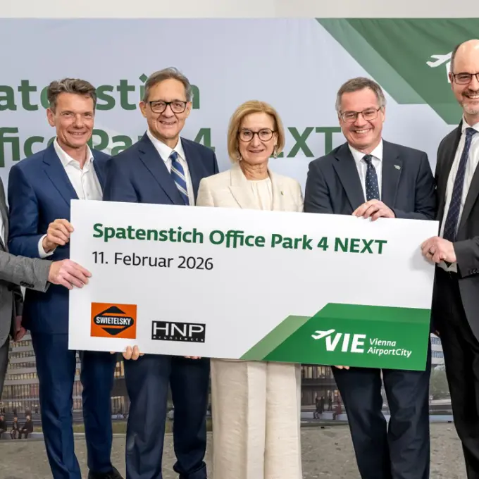 Spatenstich 2 (Mittel)