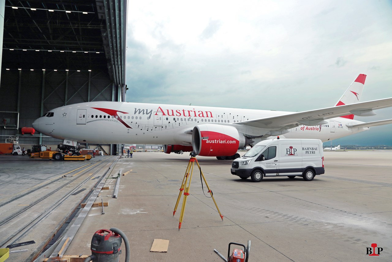 Instandsetzungsarbeiten Führungsschiene, Flughafen Wien - Bahnbau Instandsetzungsarbeiten Führungsschiene, Flughafen Wien - Bahnbau
