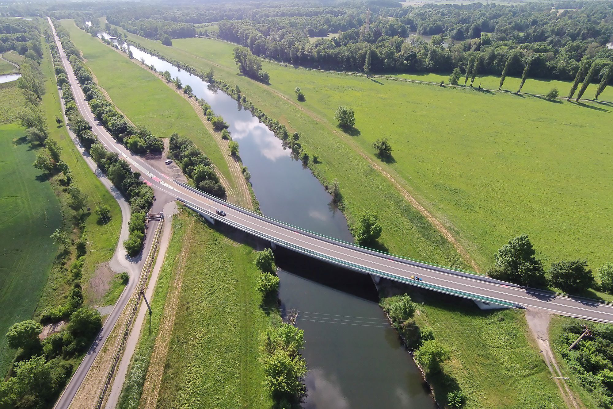 Silnice II/422 – rekonstrukce úseku Podivín–Lednice - Straßen- und Brückenbau