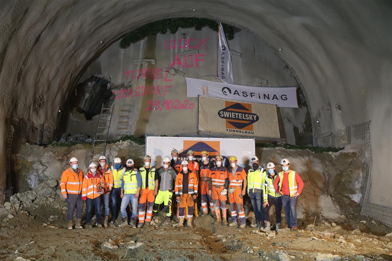 Personal Swietu Inkl 2 Vertretern Der Asfinag (Medium) Personal Swietu Inkl 2 Vertretern Der Asfinag (Medium)