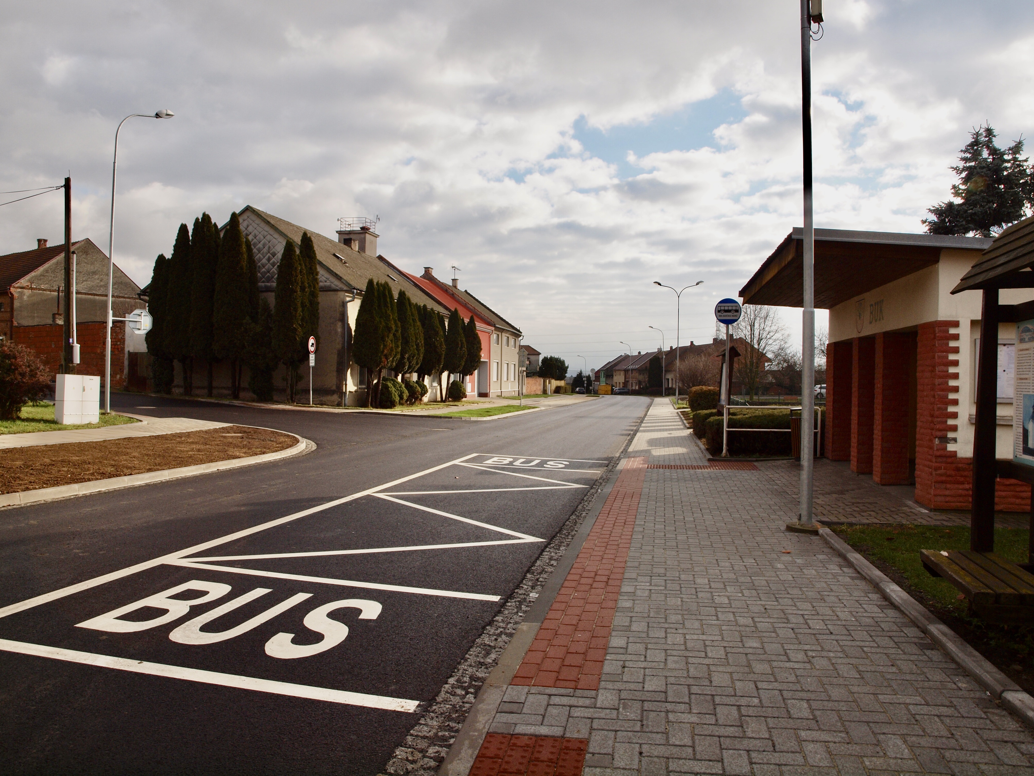 Silnice III/4368 – rekonstrukce průtahu obcí Buk - Straßen- und Brückenbau