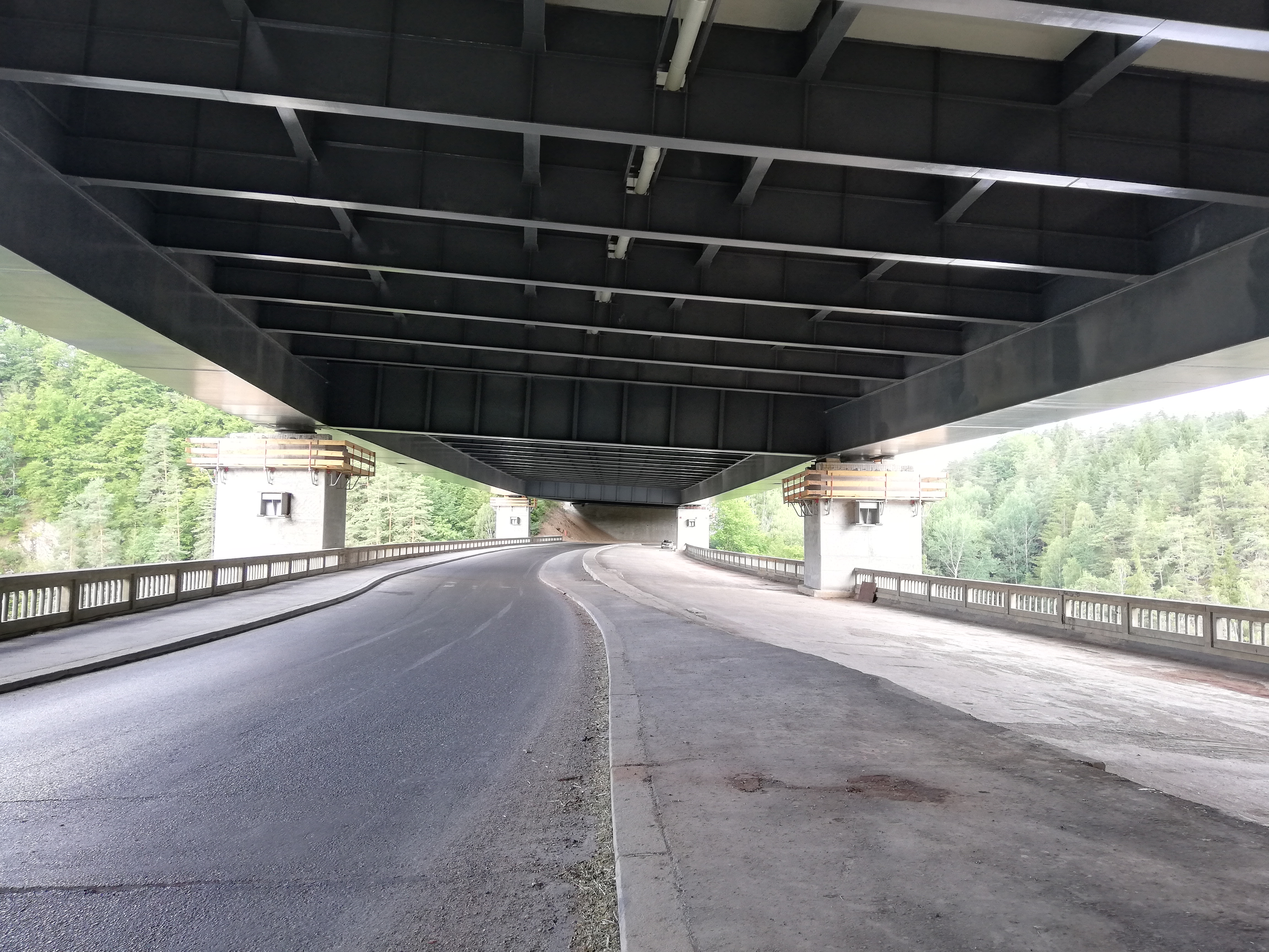 D1 modernizace - Hořice - Koberovice - Straßen- und Brückenbau