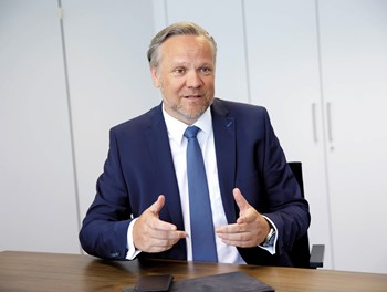 „Für unsere Schiffe sind wir ein Hafen mit Leuchtturm“ - AT „Für unsere Schiffe sind wir ein Hafen mit Leuchtturm“ - AT