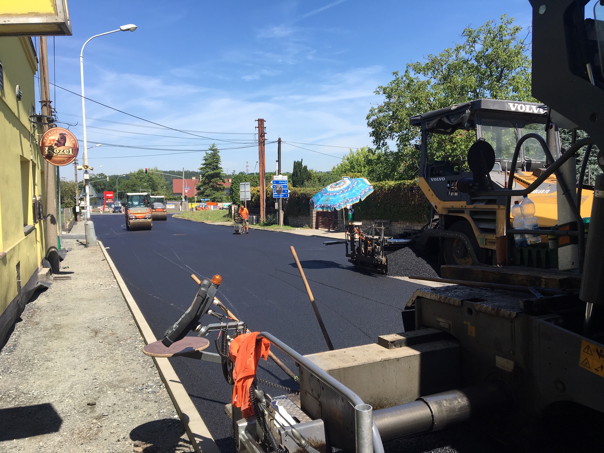 Silnice II/101 – rekonstrukce průtahu obcí Úvaly - Straßen- und Brückenbau