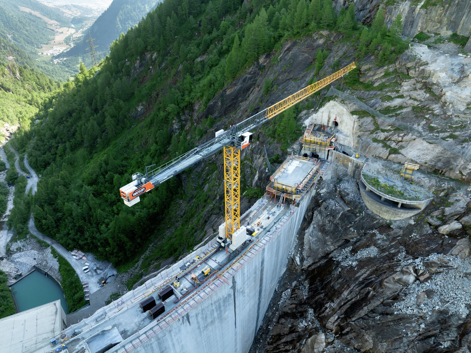 251006 Erhöhung Talsperre Limberg © Liebherr 4