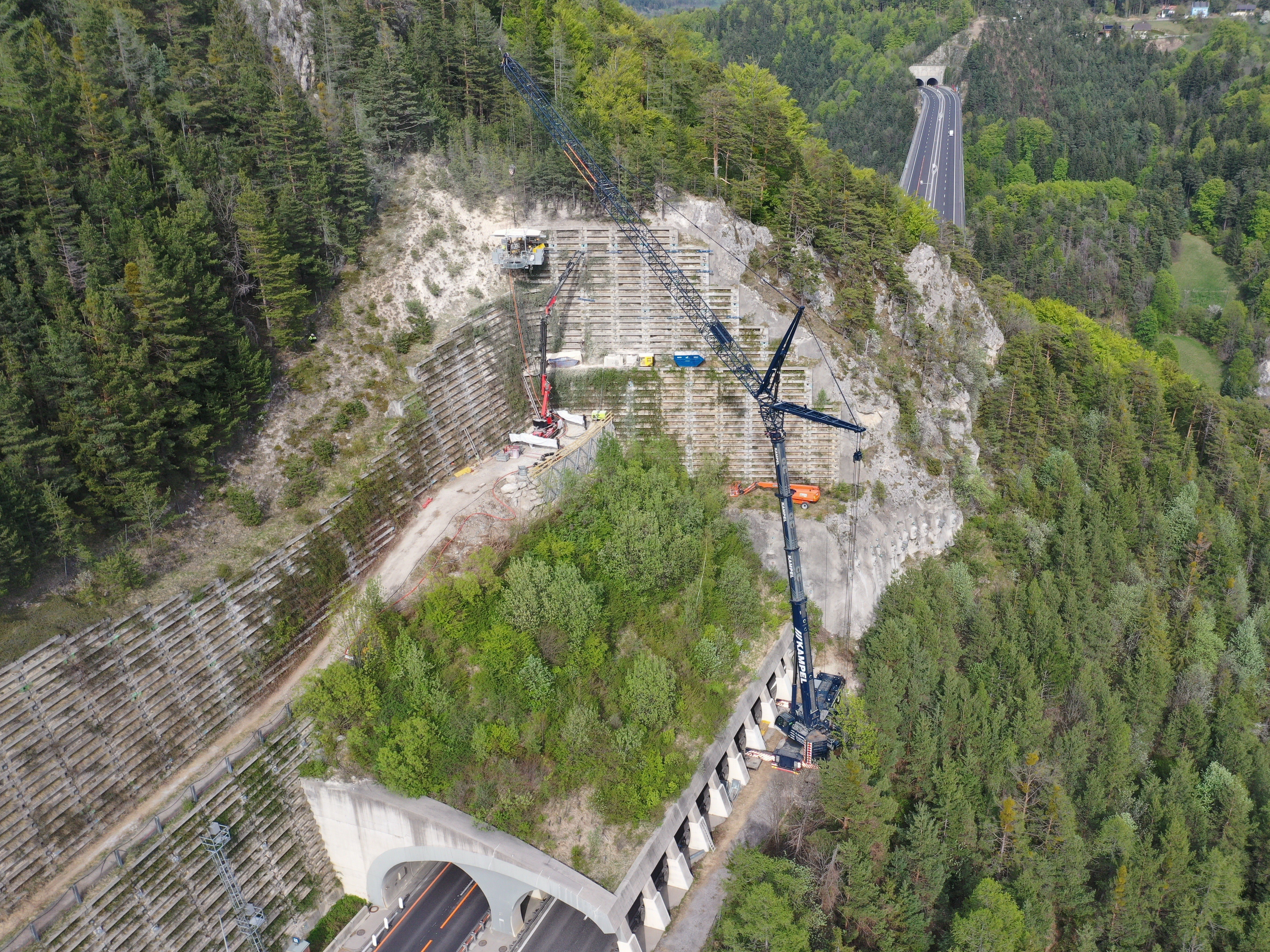 260520 Hangschienenarbeiten S6 AT (C)SWIETELSKY (1)