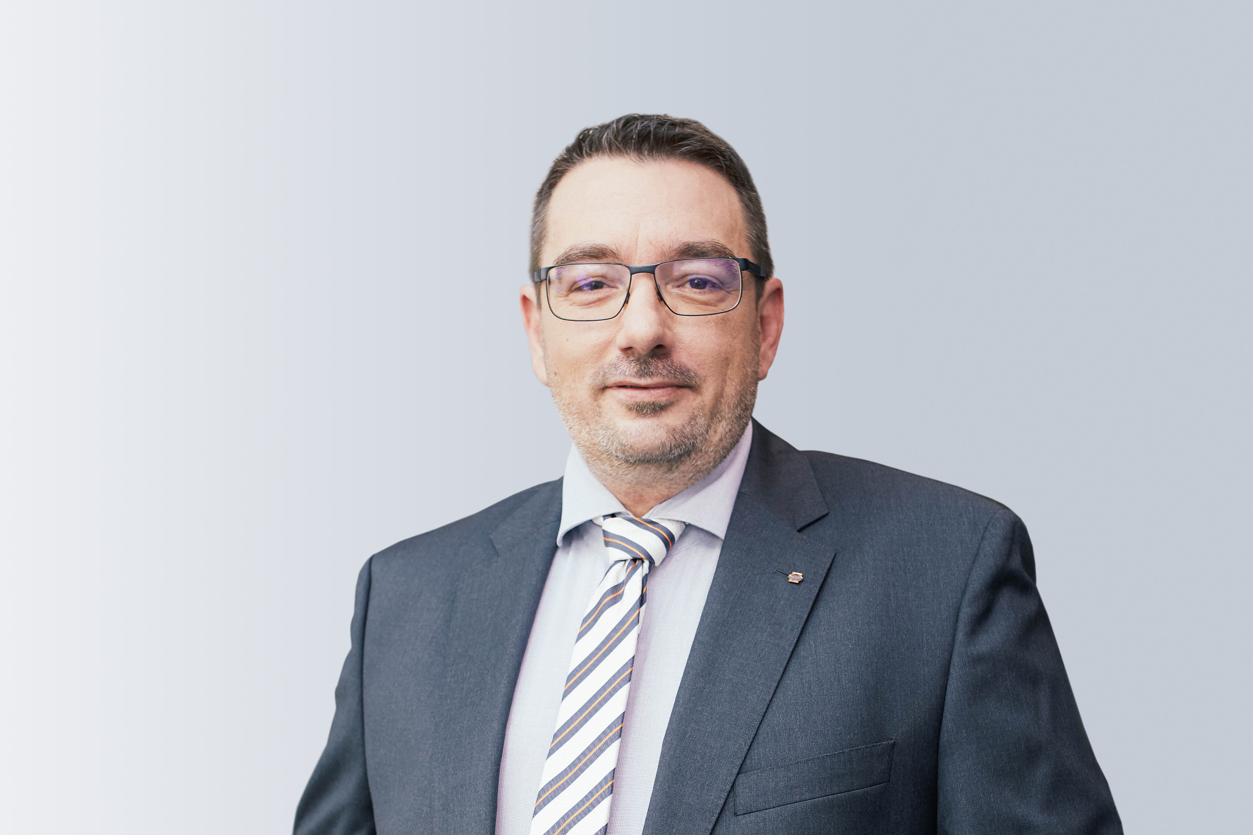   Peter Gal