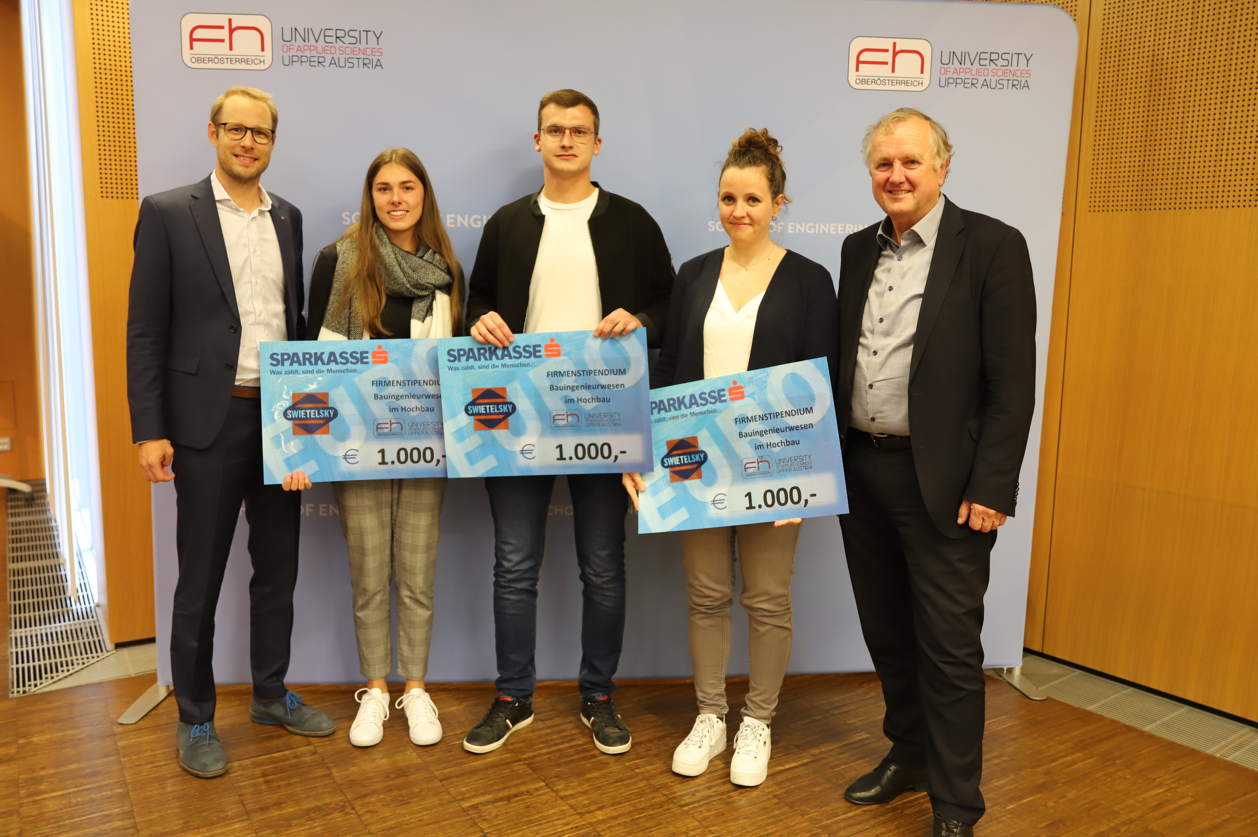 SWIETELSKY übergibt 3 000 Euro Stipendien an erfolgreiche Bauingenieurwesen-Studierende - AT