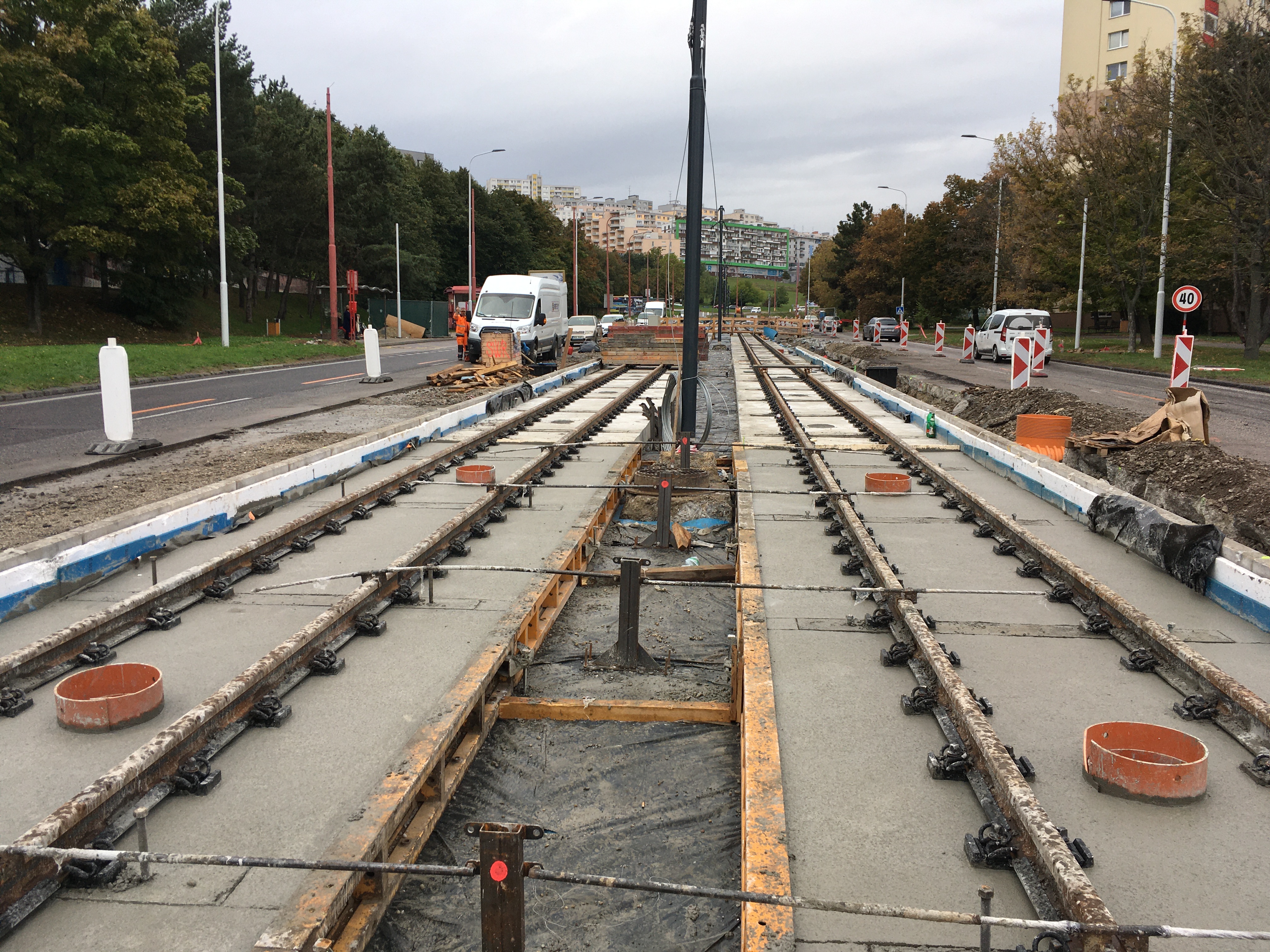 Tramvajová trať Dúbravsko – Karloveská radiála  - Bahnbau