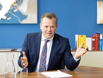 „Leadership ist etwas anderes als Management“ - AT