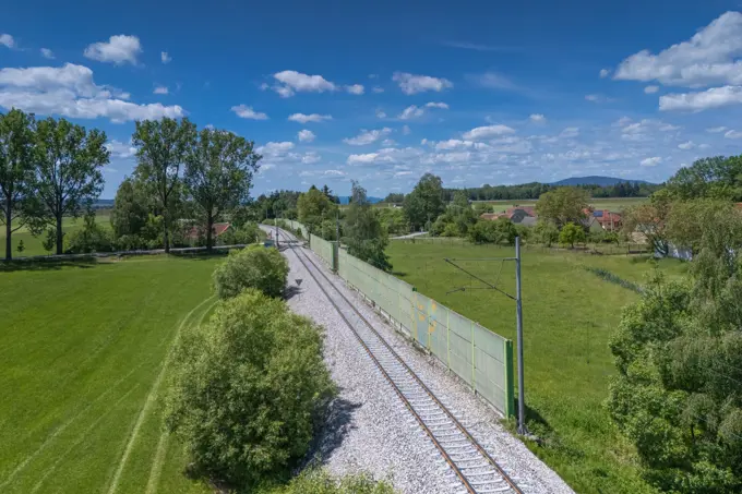 260613 Tschechisch Österreichische Eisenbahnverbindung AT (C)SWIETELSKY (4)